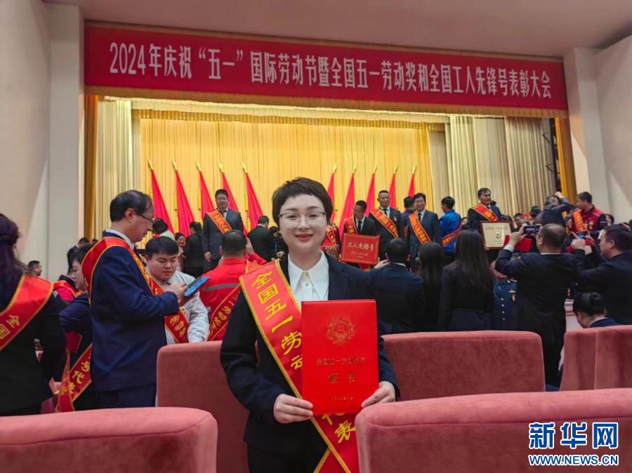117f7535-e9d7-4336-8351-fc6780616706.jpg 从在贵金属催化领域冲破海外专利壁垒的