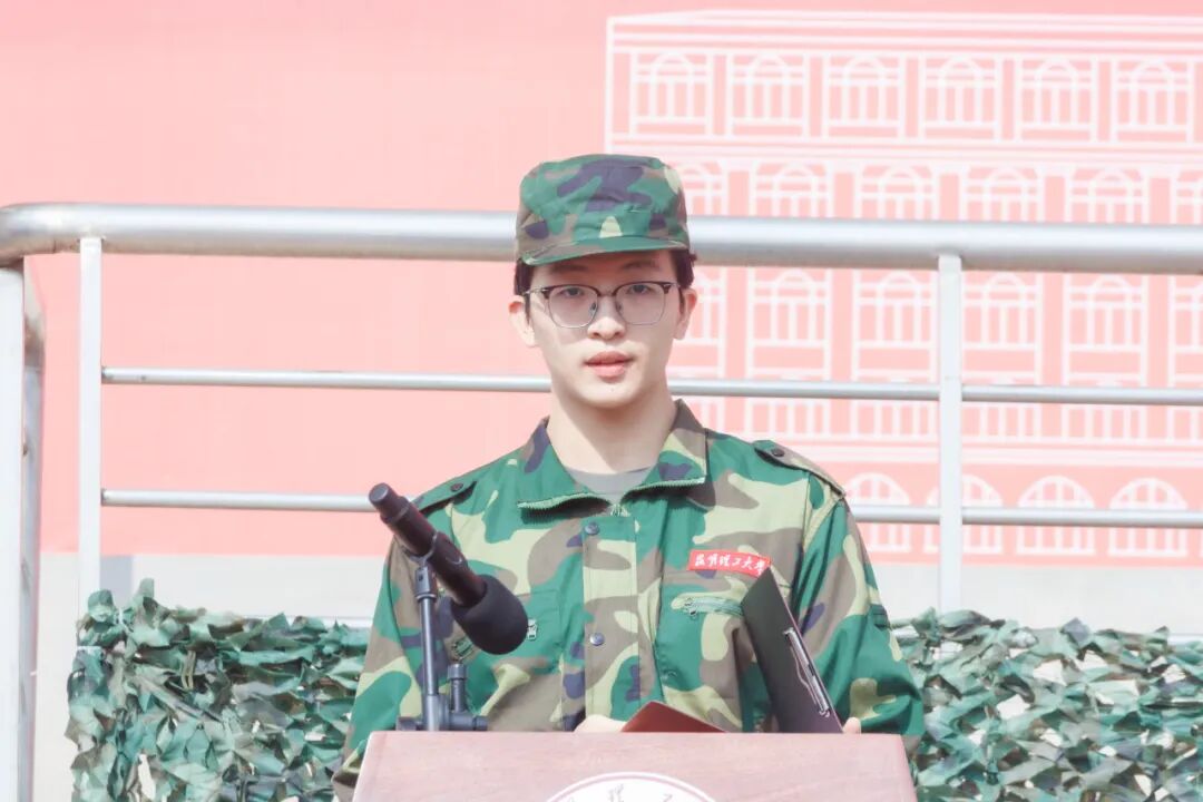 1a4a87e0-4cf5-4cfa-ba3e-5987343a0e8c.jpg 95685部队带训教官