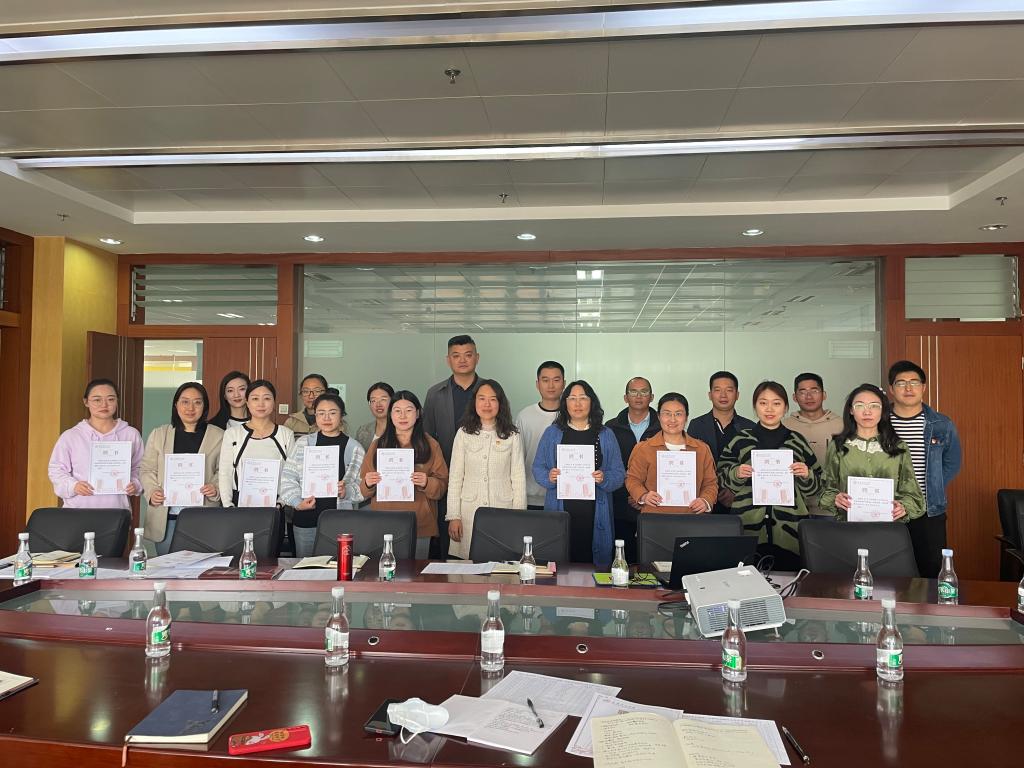 华体网页版手机版登录学生社区教育管理